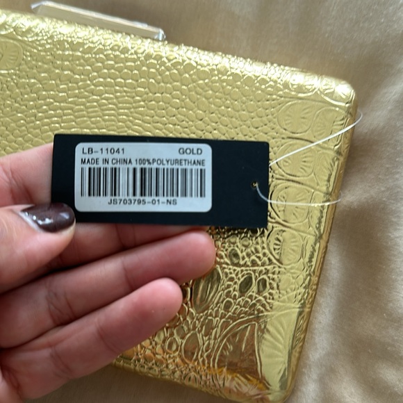 Lulus gold dress clutch with chain - Picture 2 of 4